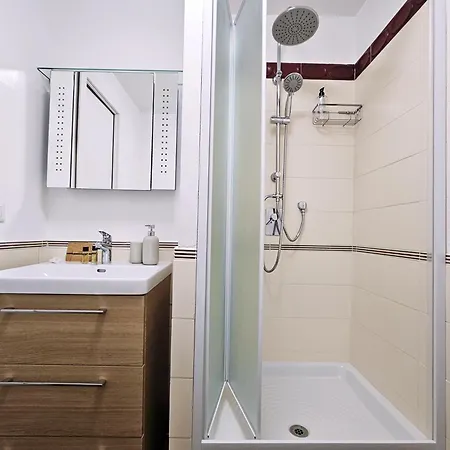 Ausoni 60 San Lorenzo Апартаменты Рим